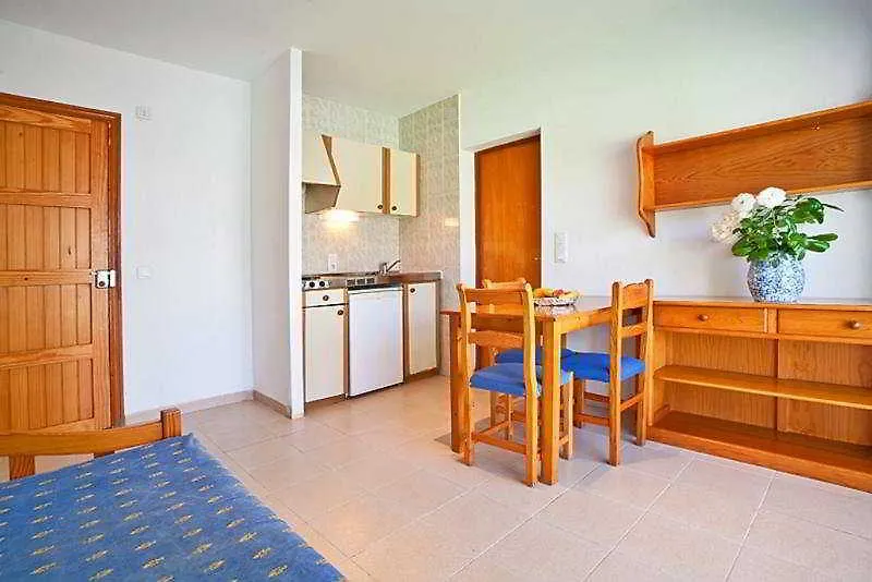 Fiesta Beach Apartments Sa Coma  Hotel Sa Coma (Mallorca)